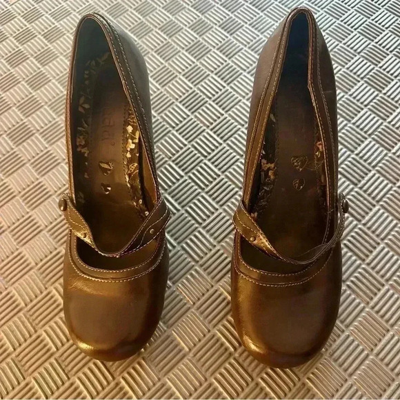 8.5 MUDD Dark Brown 3.5in Heels - Picture 11 of 13